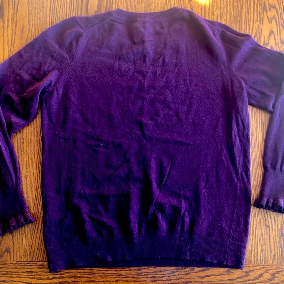 Women’s Banana Republic flipucci Wool Sweater with Ruffles at Cuffs Size Large - Picture 2 of 9